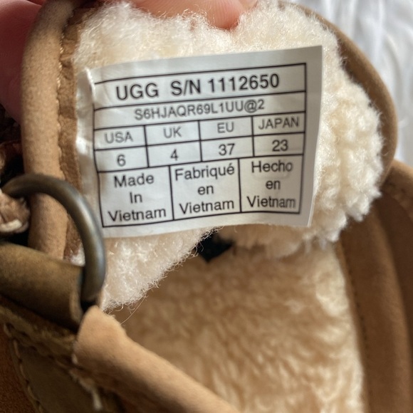 ❄️UGG Greda Shearling waterproof women’s boot 6 brown - Picture 12 of 16